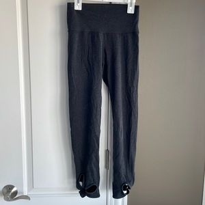 AERIE LEGGINGS WITH DESIGN